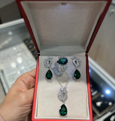 نیمست نقره جواهر لوکس زمرد و انگشتر 💚