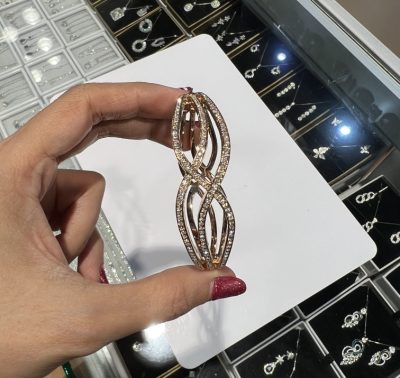 ۶ مدل دستبند النگویی برند ژوپینگ