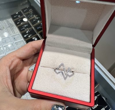 انگشتر نقره جواهر مینیمال ضربان قلب