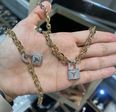 ست گردنبند و دستبند تمام استیل ال وی 🤩