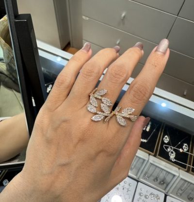 انگشتر طرح طلا برگ دوتایی مارگو🍃