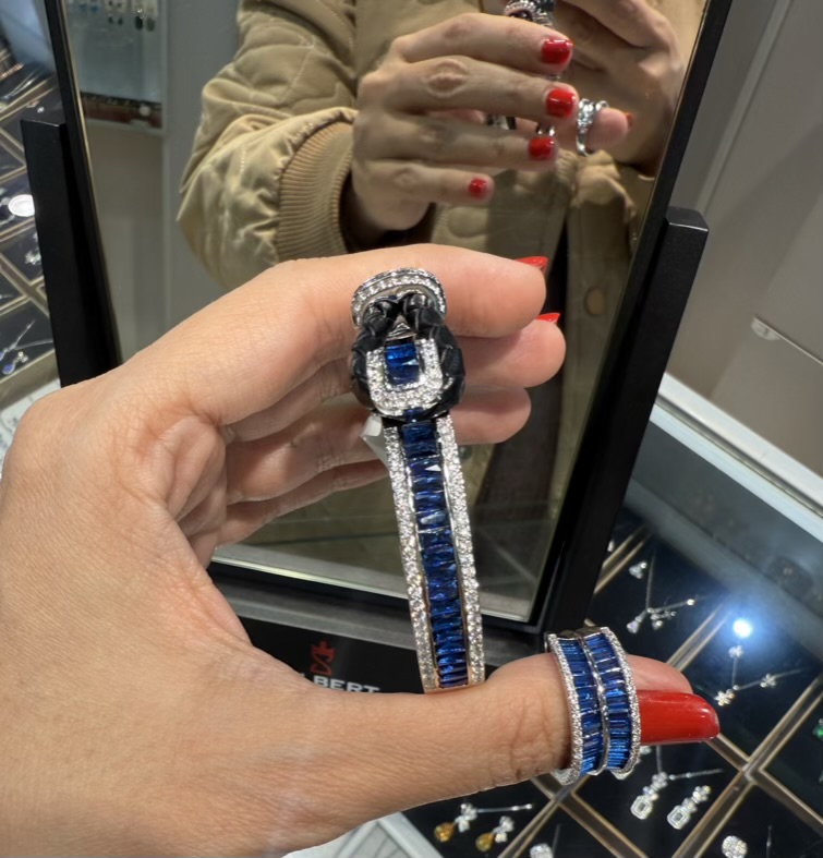 انگشتر و بنگل چرم استیل طرح جواهر  لوکس💙 👌💎