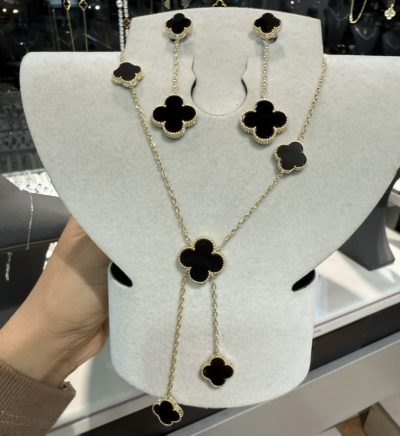 گردنبند و گوشواره طرح طلا ونکلیف 🤩