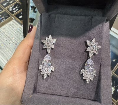 گوشواره طرح جواهر اشکی 💎